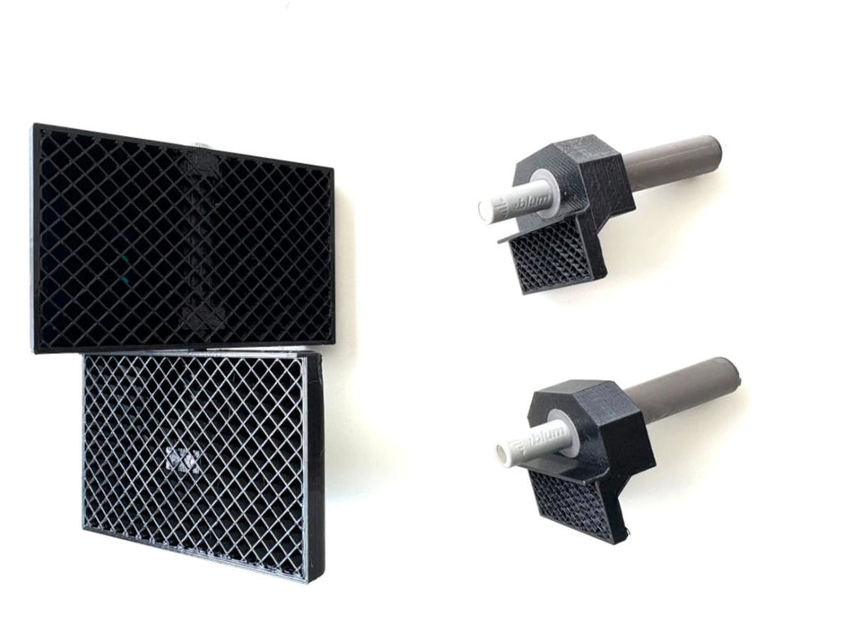 System Drzwiczek Inspekcyjnych EasyToTile R5 – 2× Zawiasy Obrotowe + 2× Mechanizmy Kliknięcia