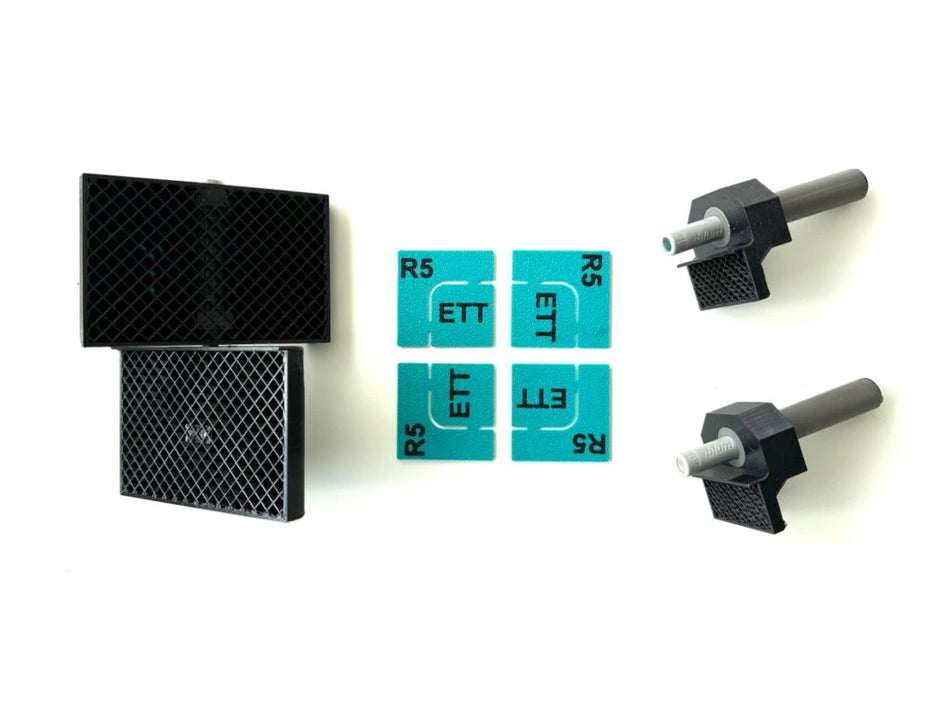 System Drzwiczek Inspekcyjnych EasyToTile R5 – 2× Zawiasy Obrotowe + 2× Mechanizmy Kliknięcia