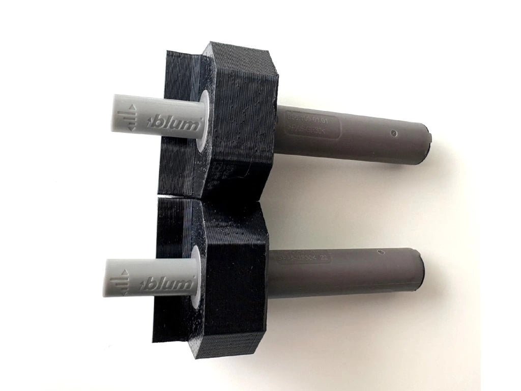 System Drzwiczek Inspekcyjnych EasyToTile R5 – 2× Zawiasy Obrotowe + 2× Mechanizmy Kliknięcia