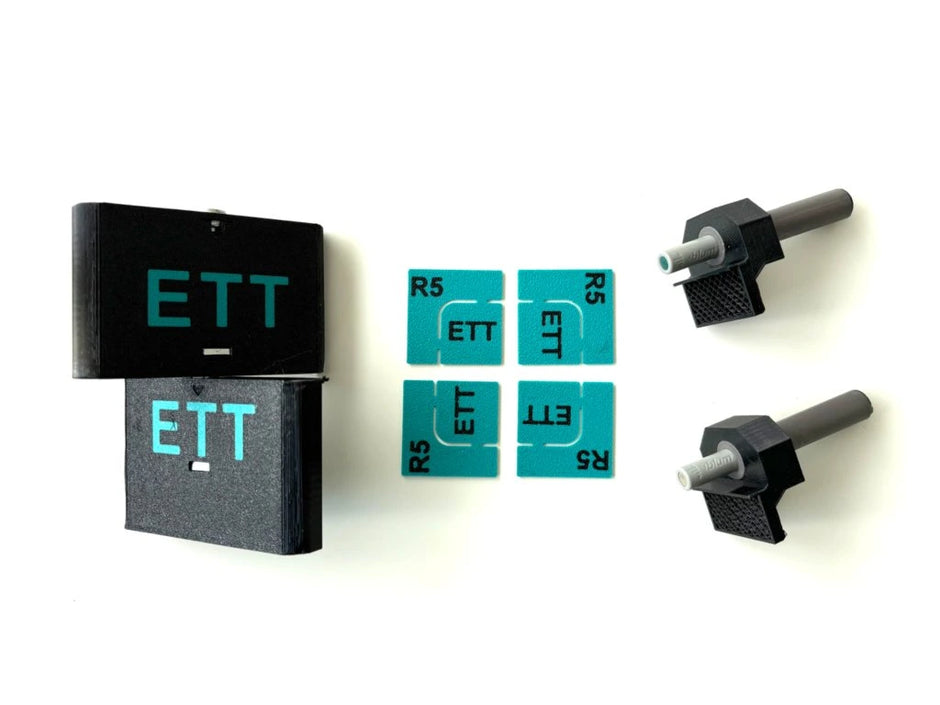 System Drzwiczek Inspekcyjnych EasyToTile R5 – 2× Zawiasy Obrotowe + 2× Mechanizmy Kliknięcia