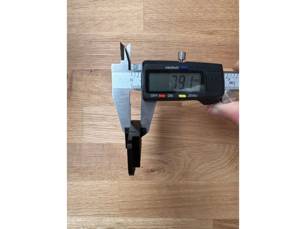 Magnetic Inspection Door System for 90° Corners EasyToTile